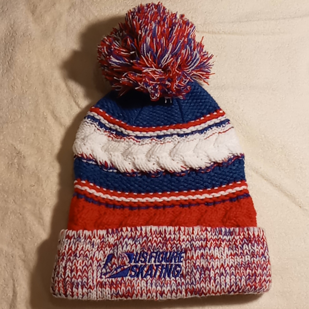 Sport-Tek STC21 sport-tek pom pom team beanie.